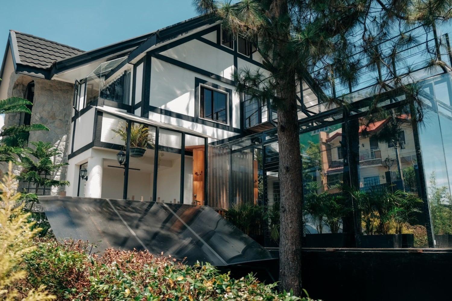 Tudor In The Pines Villa Baguio City Exterior photo