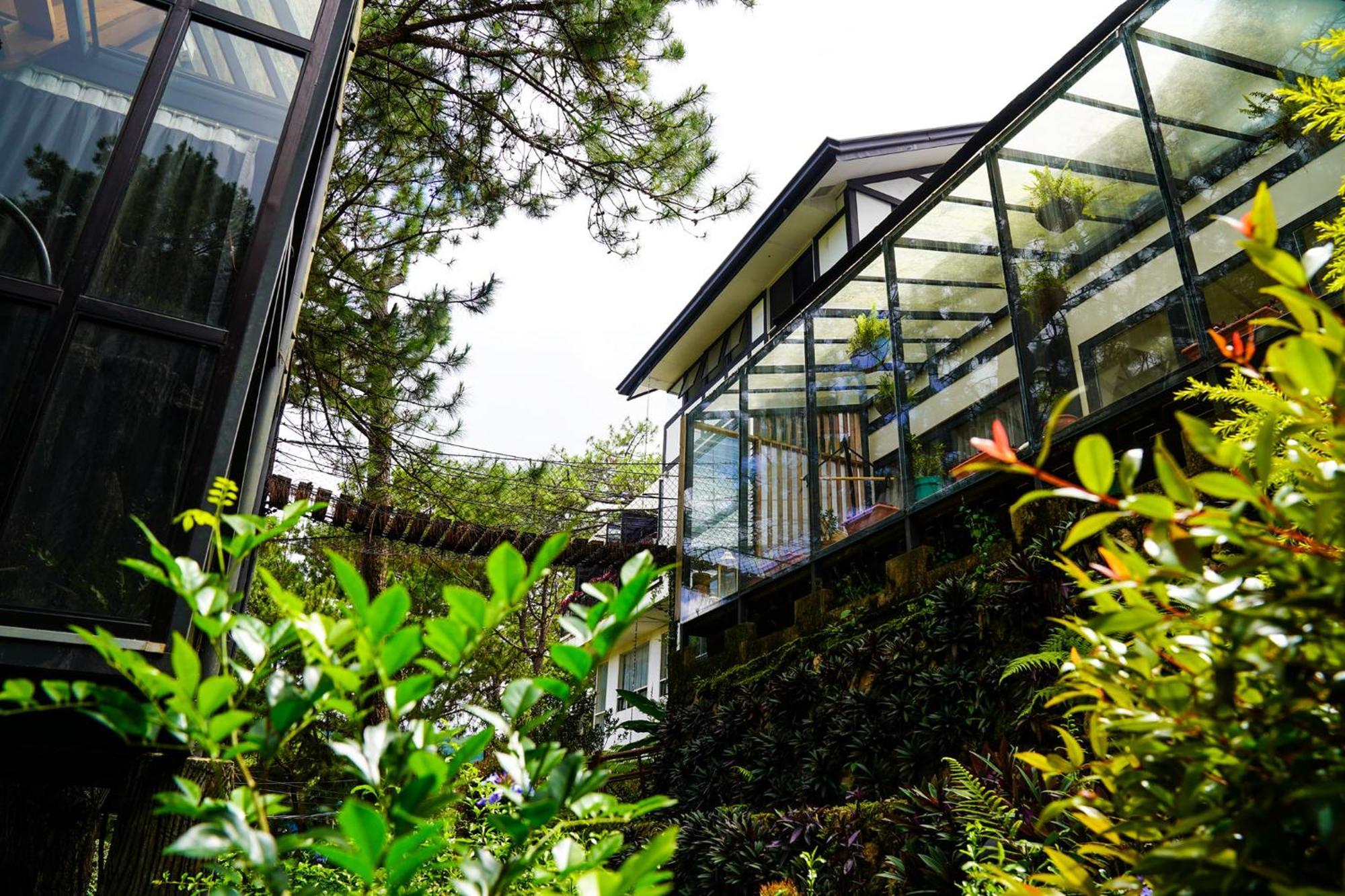 Tudor In The Pines Villa Baguio City Exterior photo